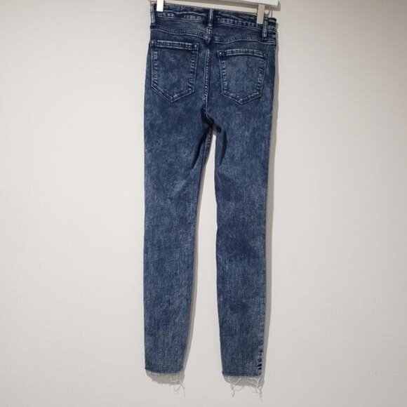 Fashion Nova Acid Wash Button-Fly High Rise Skinny Jeans Size 1 - Picture 4 of 11